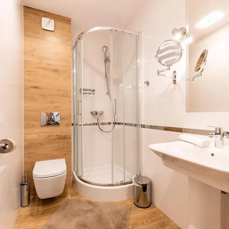 Karkonoska Elt 公寓 *